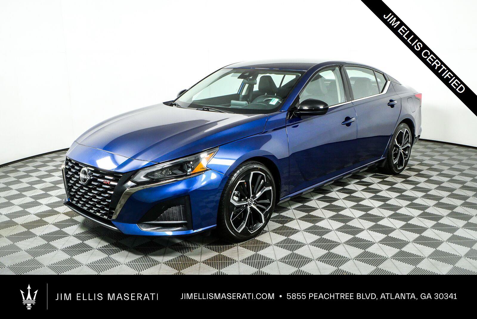 Used 2024 Nissan Altima 2.5 SR FWD image 1