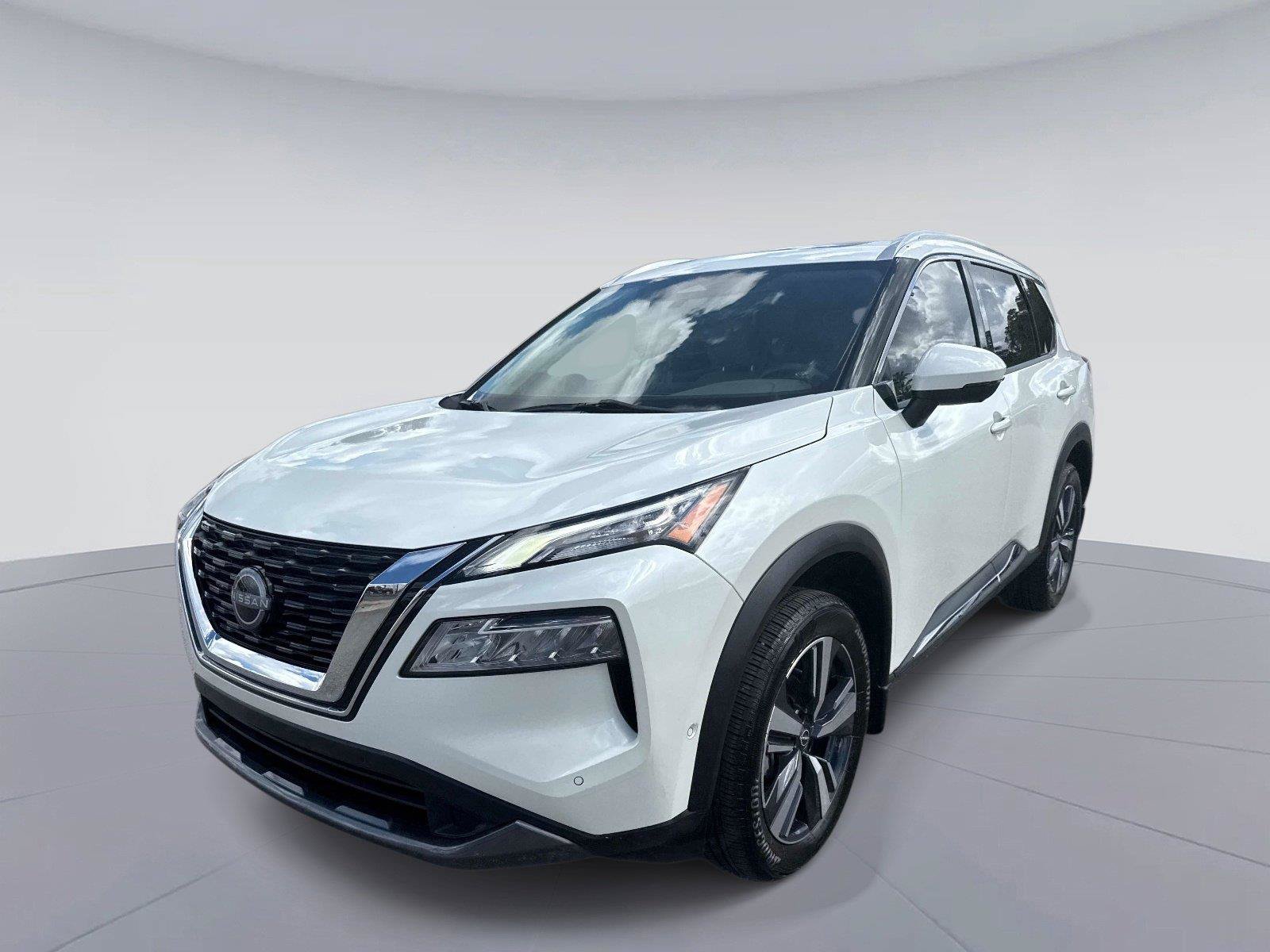 Used 2023 Nissan Rogue SL w/ SL Premium Package FWD image 8