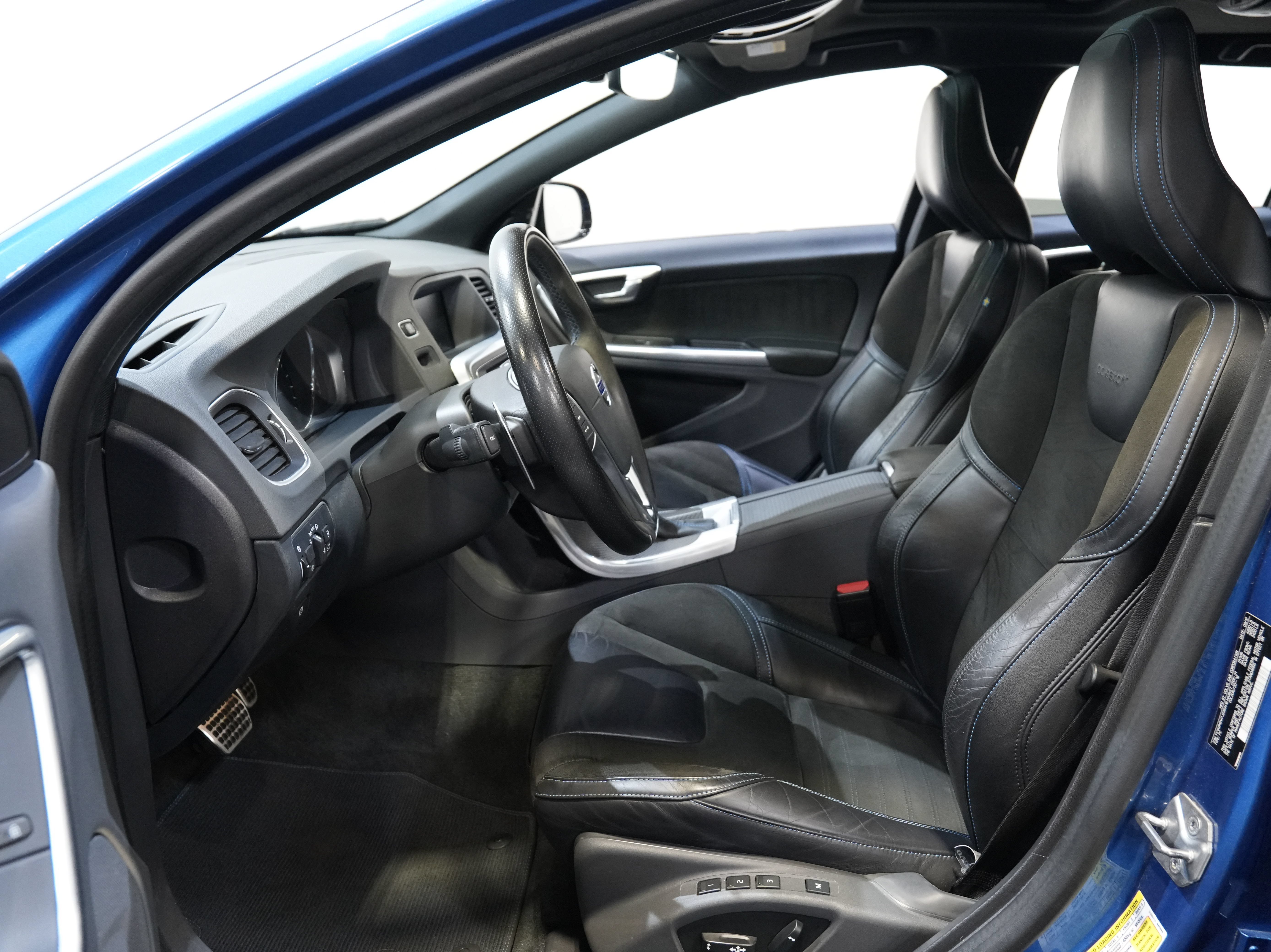 Used 2018 Volvo V60 T6 Polestar AWD/4WD image 31
