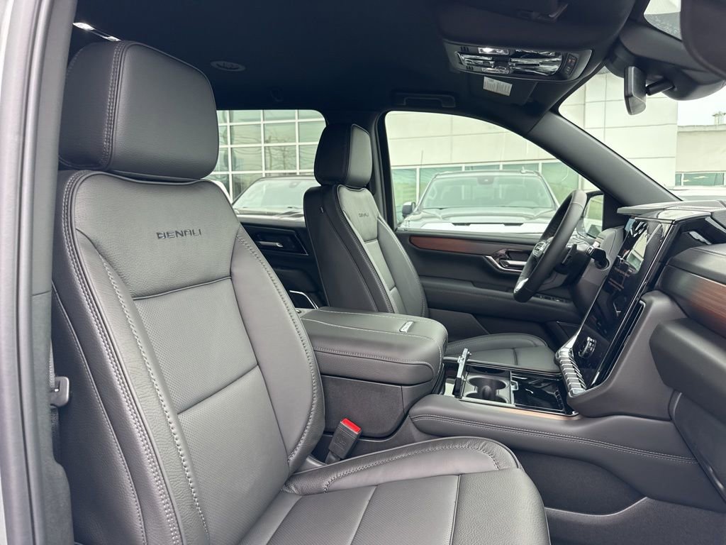 New 2026 GMC Yukon XL Denali image 22