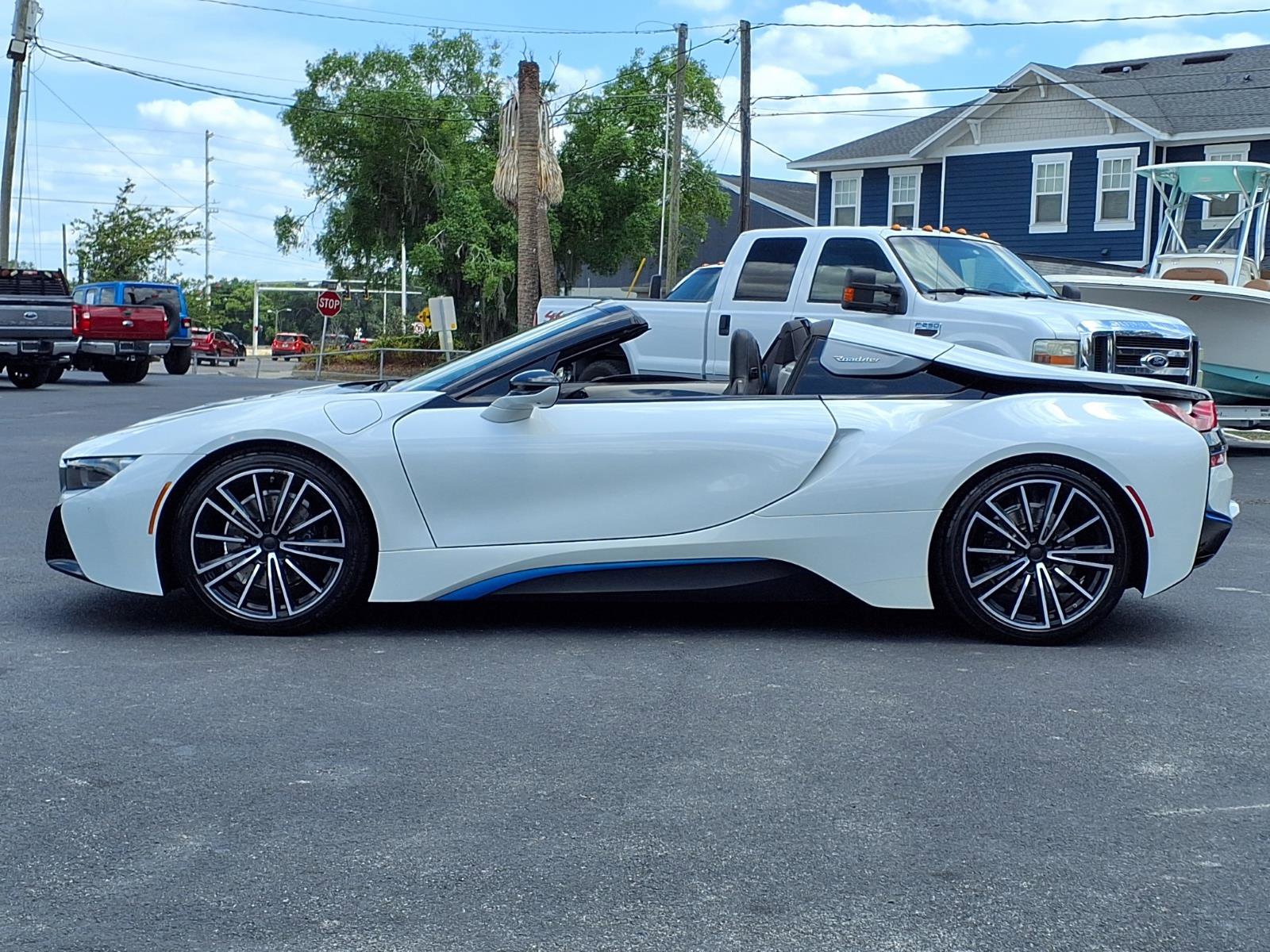 Used 2019 BMW i8 Roadster AWD/4WD image 3