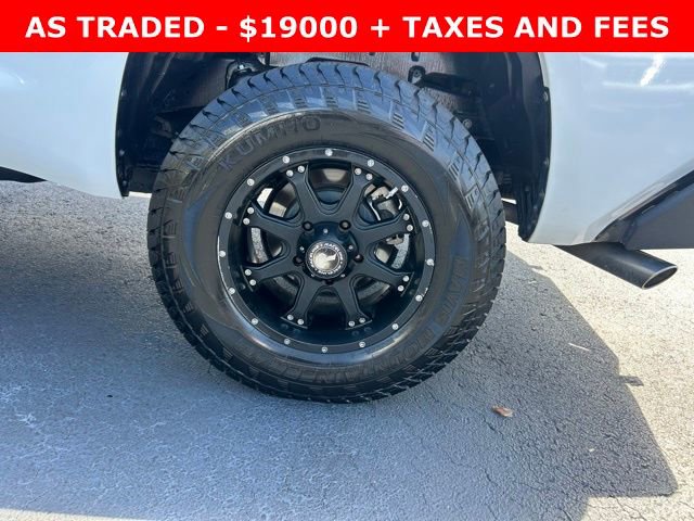 Used 2015 Toyota Tundra SR5 w/ SR5 Upgrade Package RWD image 10