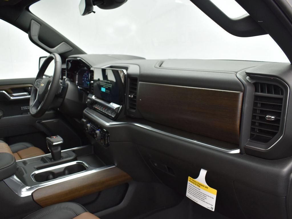 New 2025 Chevrolet Silverado 1500 High Country AWD/4WD image 27