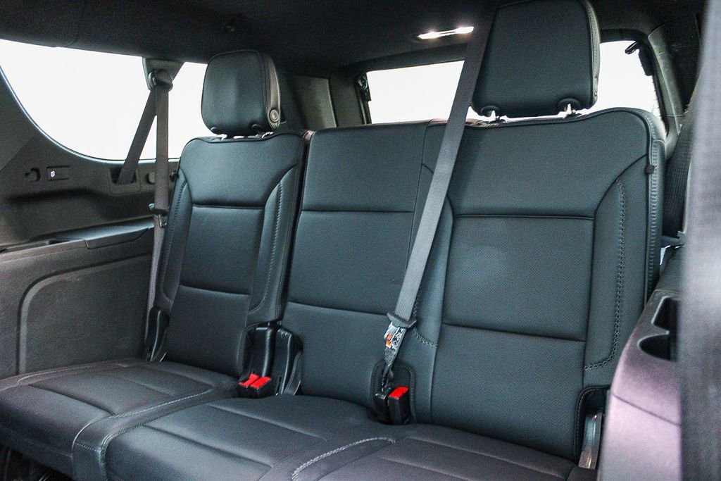 Used 2025 GMC Yukon XL Denali AWD/4WD image 20
