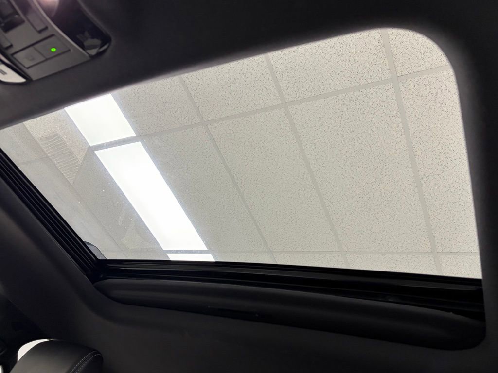 Used 2025 Toyota Land Cruiser w/ Premium Package image 31