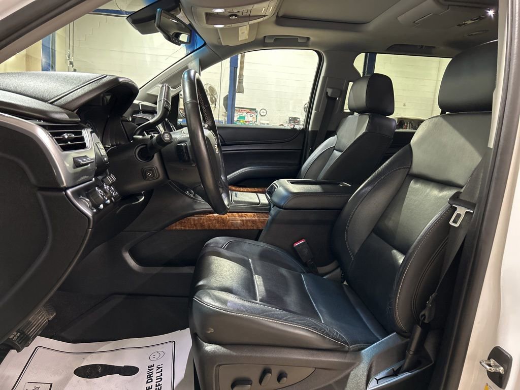 Used 2019 Chevrolet Suburban Premier image 21