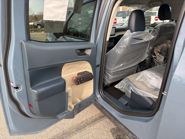 New 2026 Ford Maverick Lariat w/ 4K Tow Package image 11