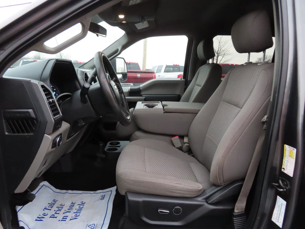 Used 2019 Ford F250 XLT w/ XLT Value Package image 28