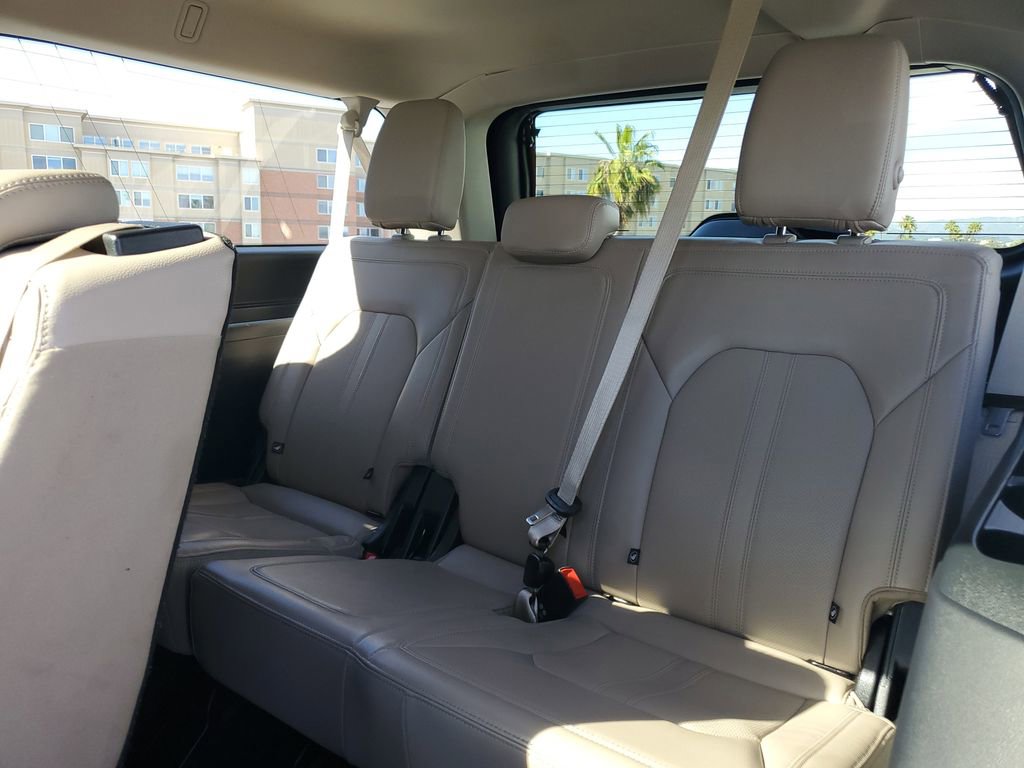 Used 2024 Ford Expedition Max Limited image 16