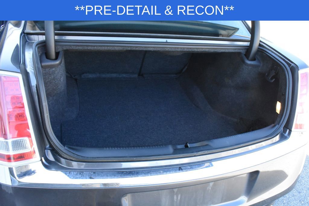 Used 2014 Chrysler 300 AWD w/ Driver Convenience Group image 22