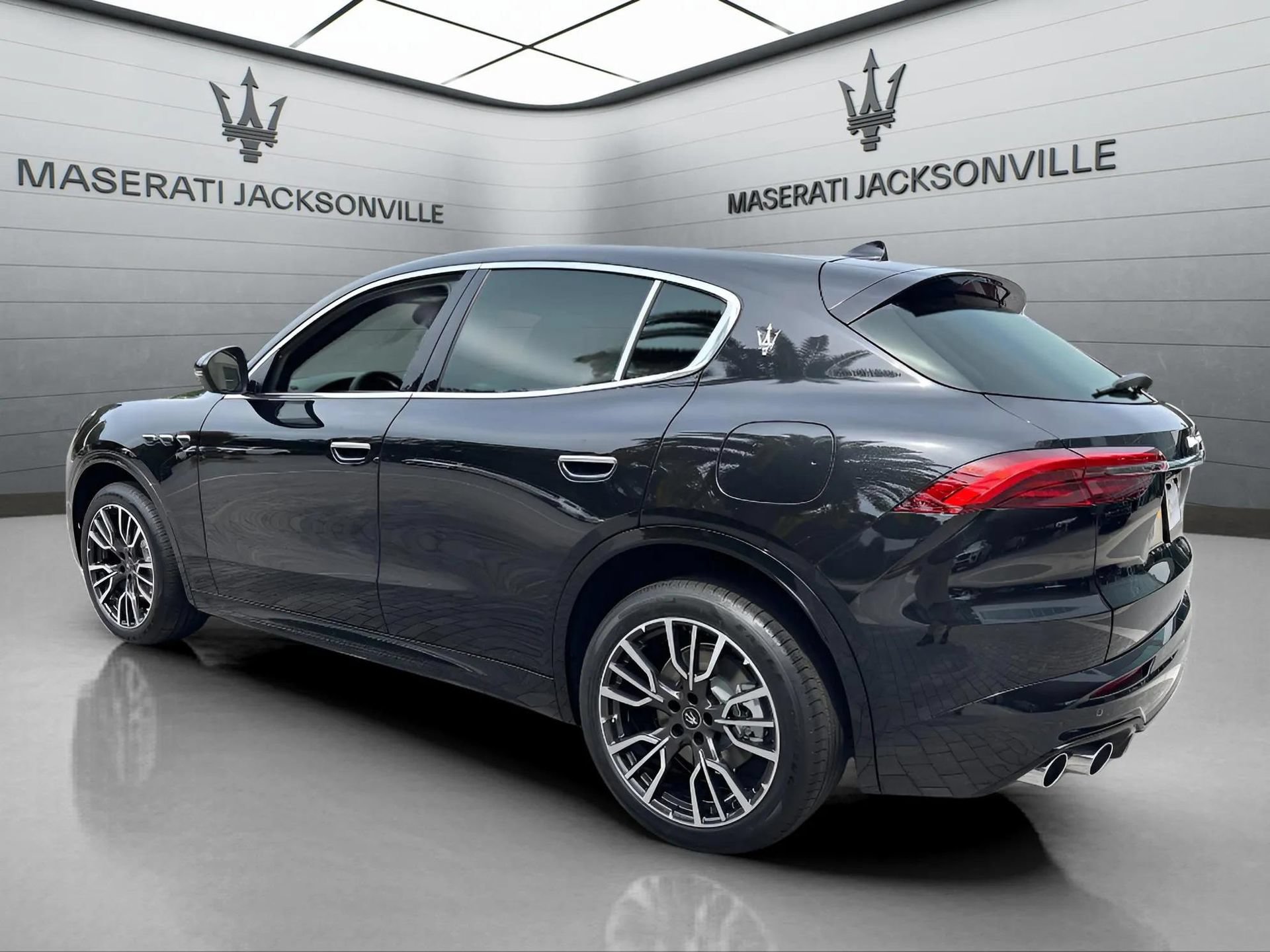 New 2025 Maserati Grecale Modena AWD/4WD image 10