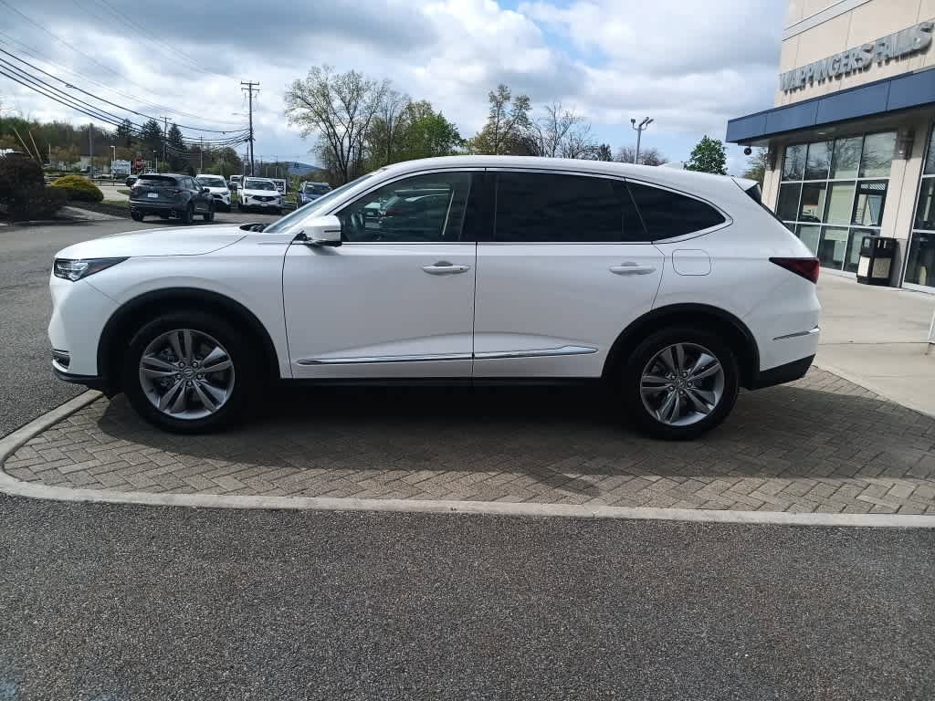 Used 2026 Acura MDX SH-AWD image 3