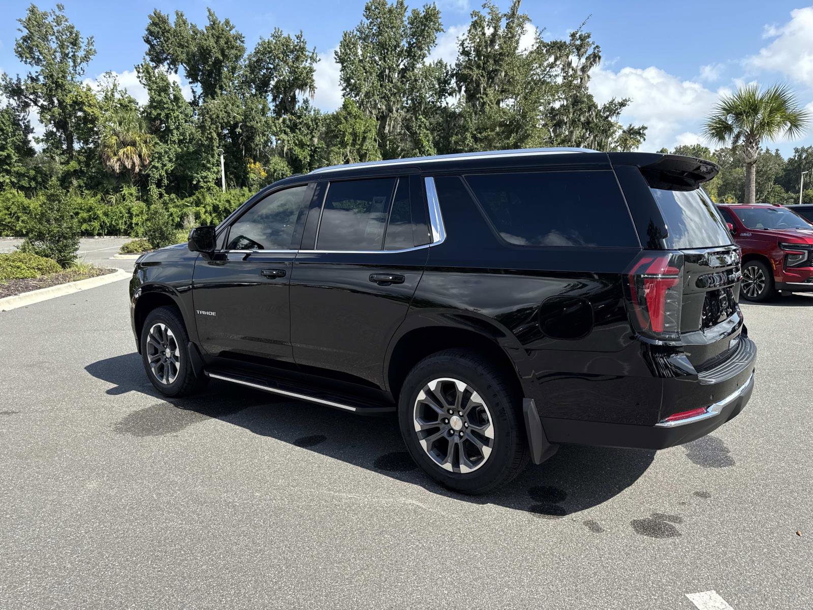 New 2025 Chevrolet Tahoe LS RWD image 5