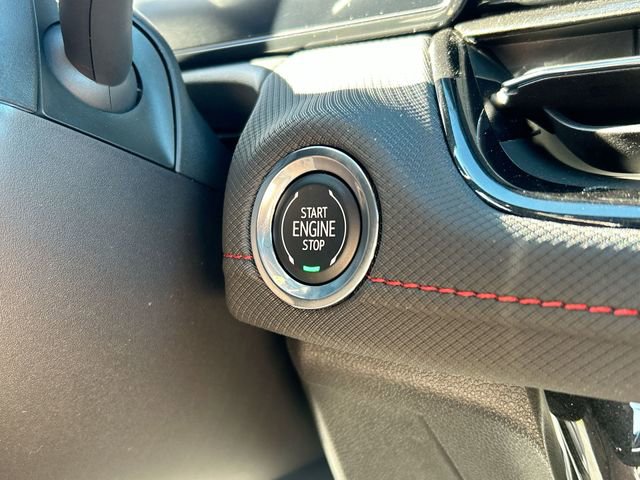 New 2025 Chevrolet TrailBlazer RS w/ Convenience Package image 16