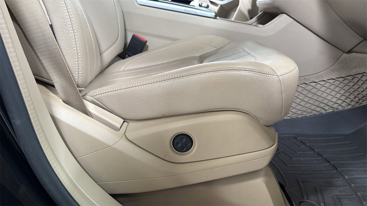 Used 2014 Mercedes-Benz GL 450 4MATIC image 21