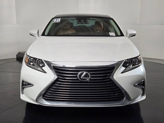 Used 2018 Lexus ES 350 w/ Luxury Package w/Wood Trim image 8