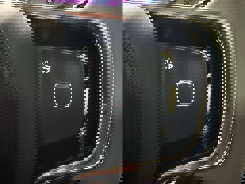 Used 2025 Lincoln Navigator Reserve image 20