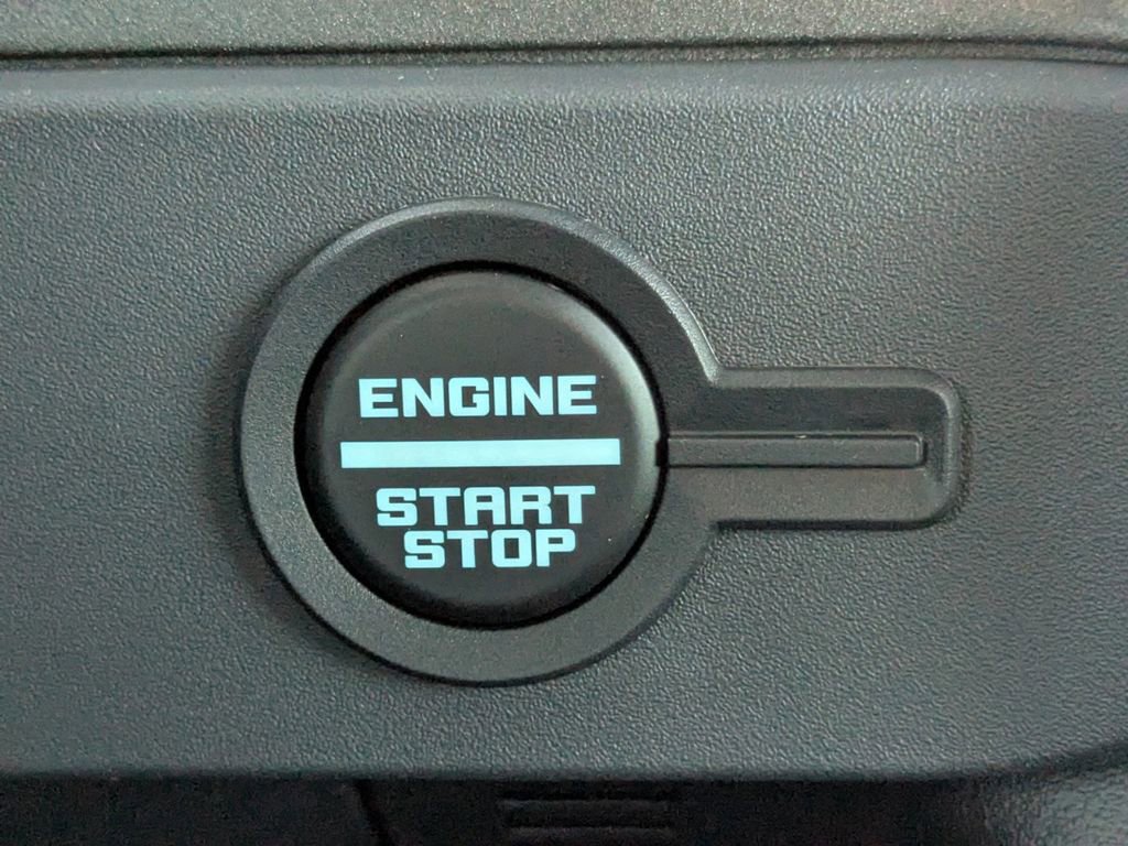 New 2025 Ford Bronco Badlands image 29