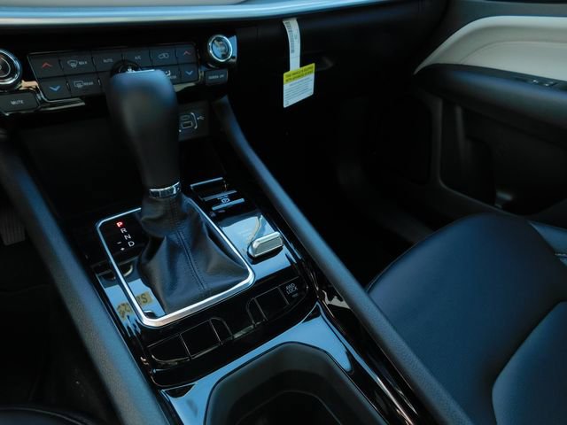 New 2026 Jeep Compass Limited AWD/4WD image 18