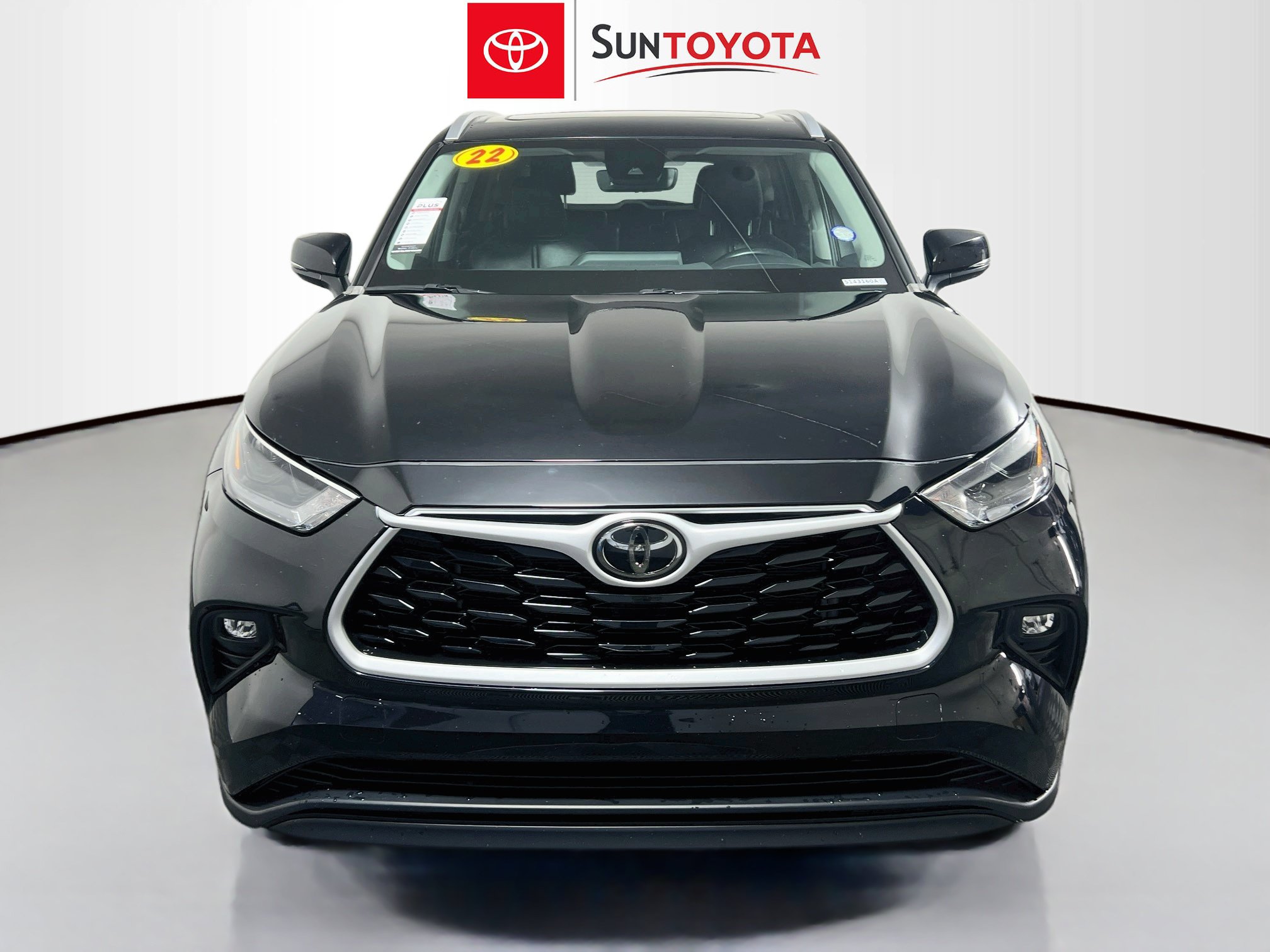 Used 2022 Toyota Highlander XLE FWD image 10
