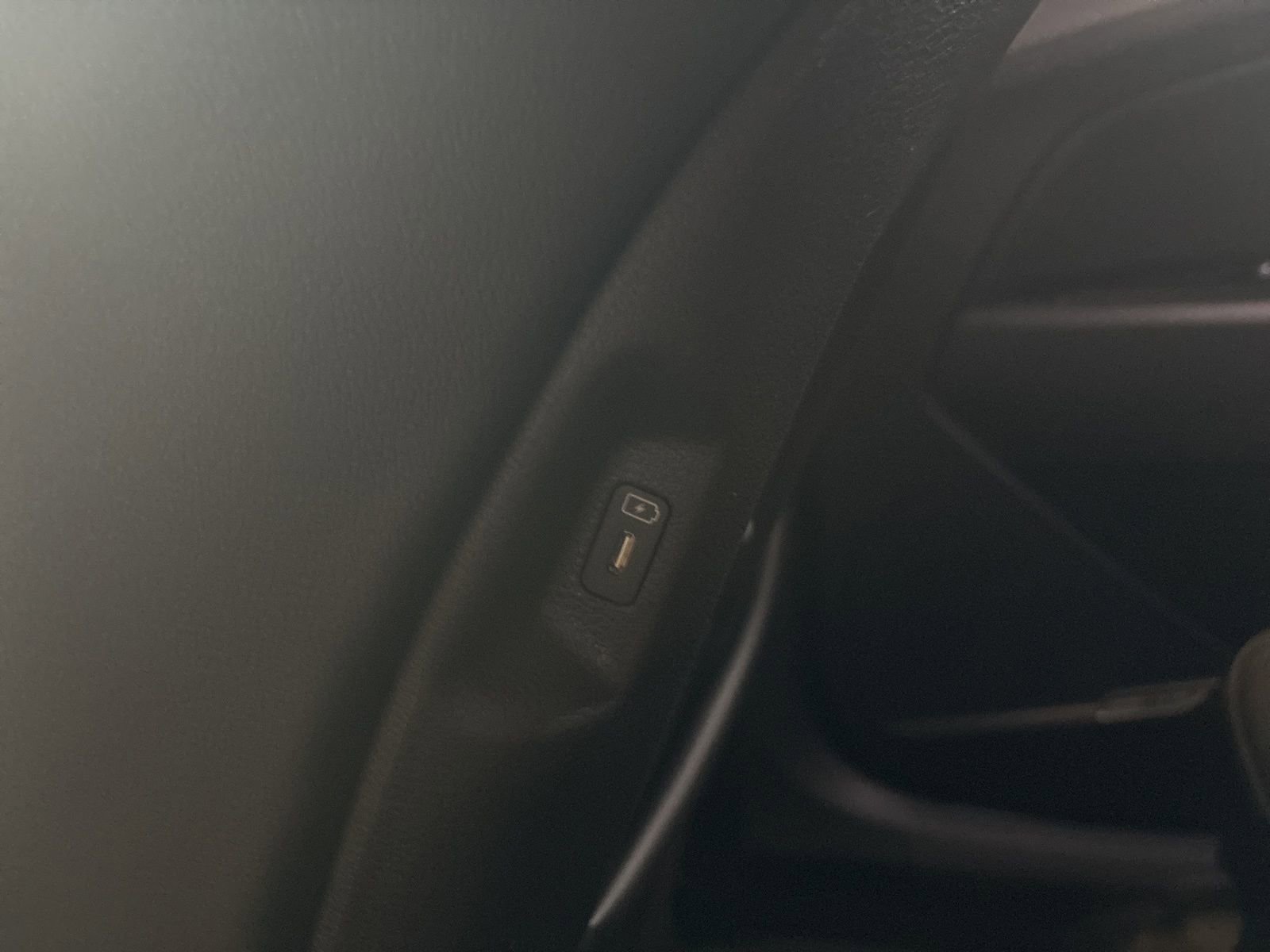 New 2025 Kia Sportage SX Prestige image 16