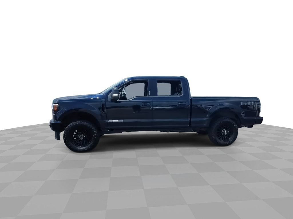 Used 2022 Ford F250 Lariat w/ Black Appearance Package AWD/4WD image 5