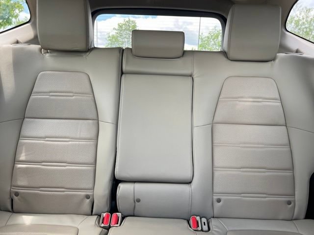 Used 2017 Honda CR-V Touring image 31