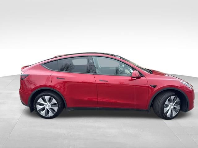 Used 2024 Tesla Model Y Long Range video 2