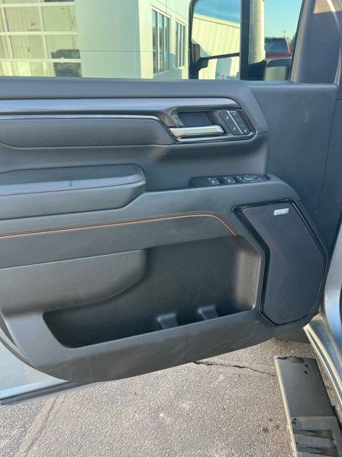 Used 2024 GMC Sierra 2500 AT4 w/ AT4 Preferred Package image 16