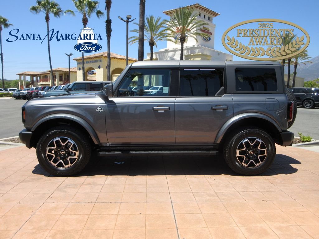 Certified 2024 Ford Bronco Outer Banks AWD/4WD image 1