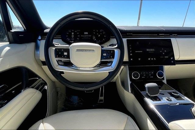 Used 2023 Land Rover Range Rover SE image 5