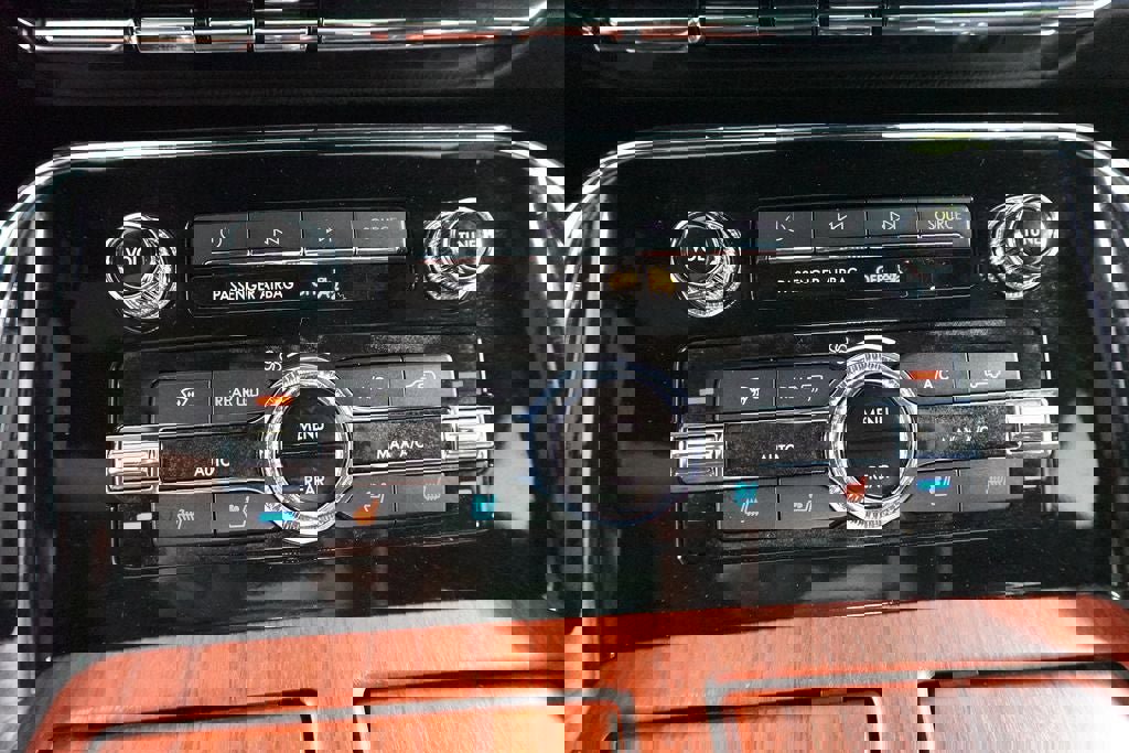 Used 2021 Lincoln Navigator L Reserve image 20