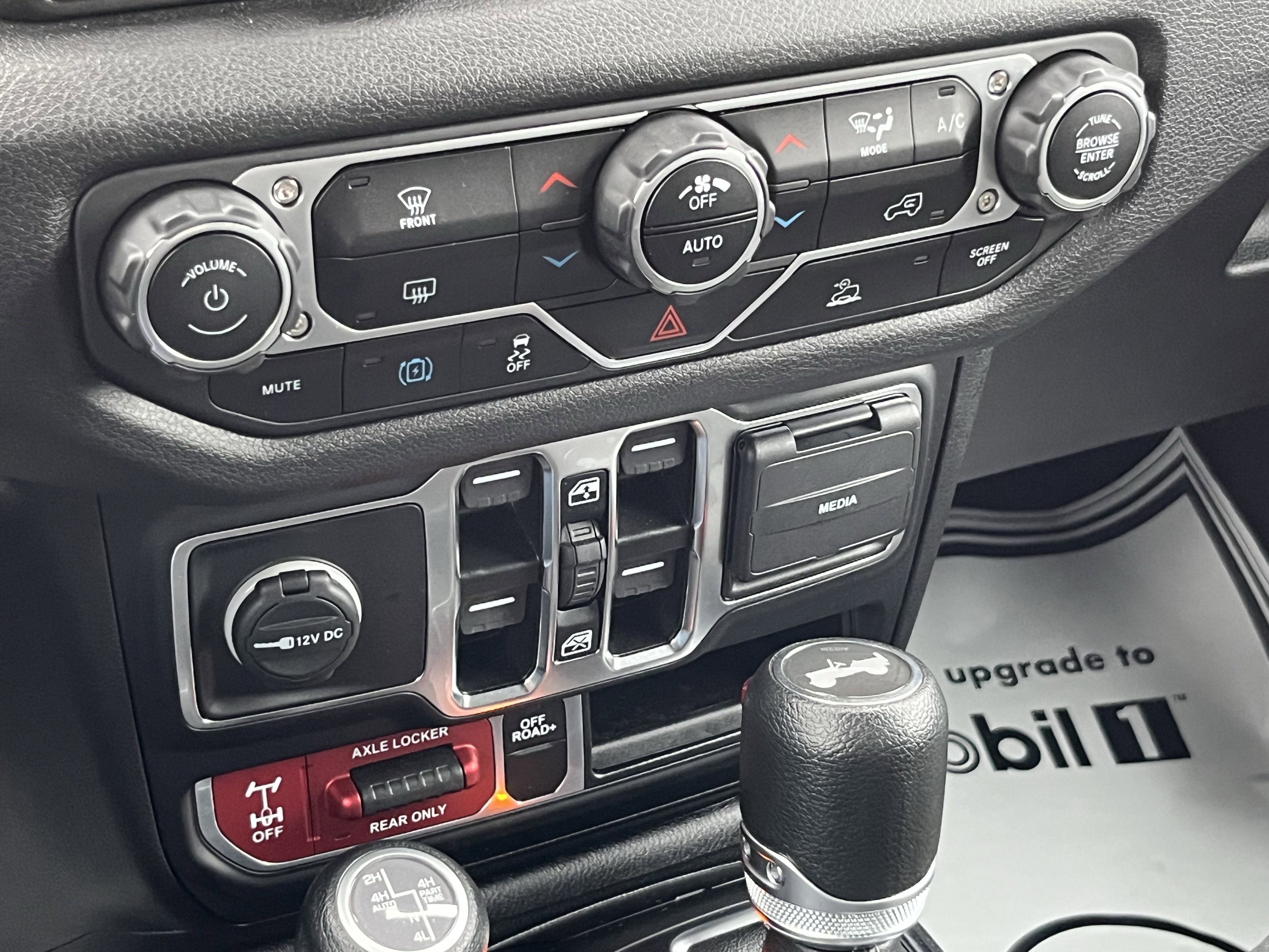 Used 2024 Jeep Wrangler Willys 4xe image 28