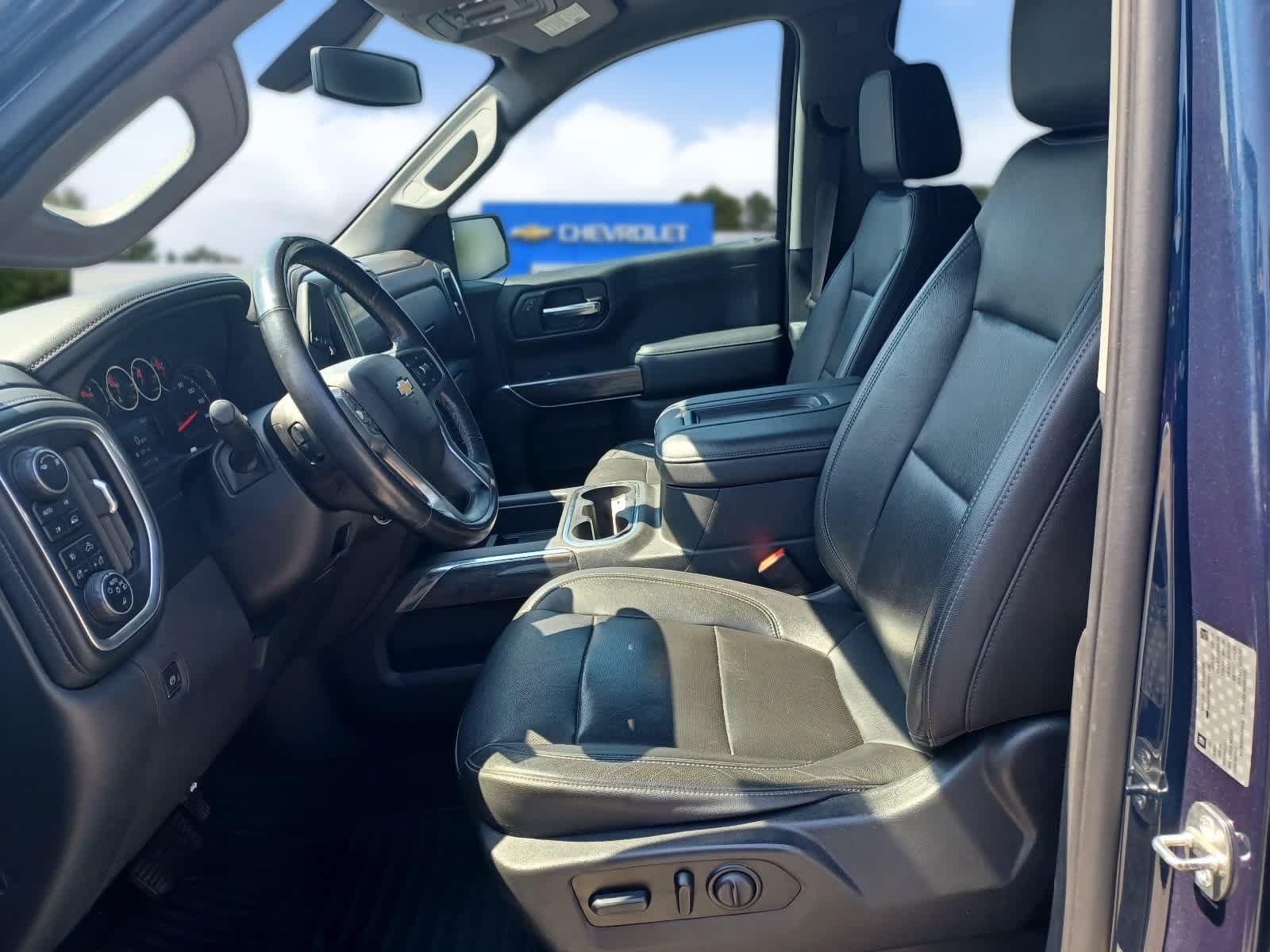 Certified 2019 Chevrolet Silverado 1500 LTZ w/ LTZ Plus Package AWD/4WD image 7