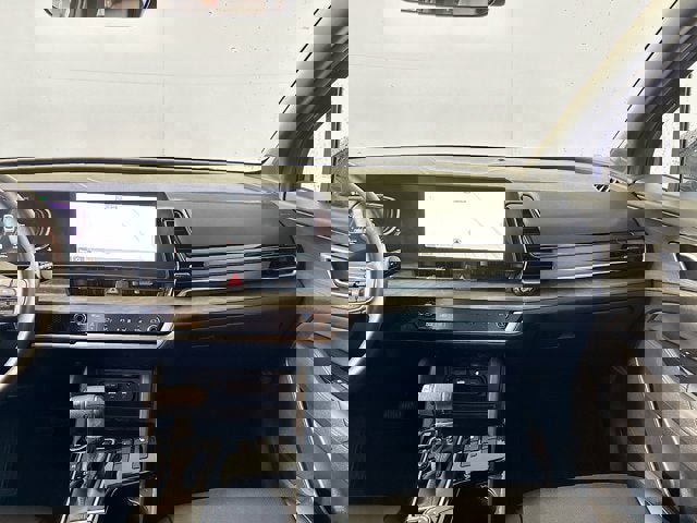 Used 2025 Kia Sportage X-Line image 23