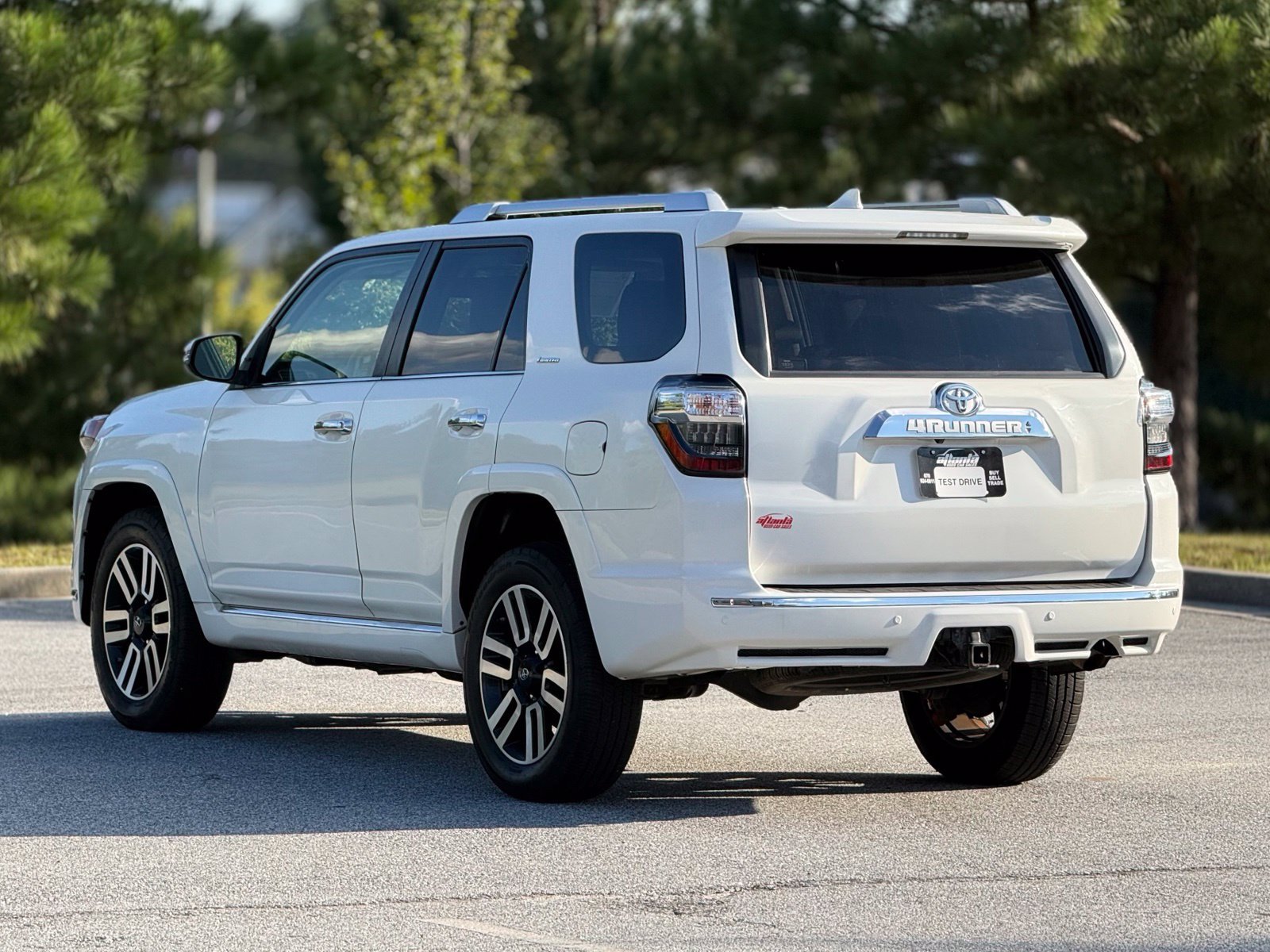 Used 2019 Toyota 4Runner Limited AWD/4WD image 9