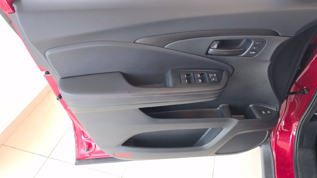 Used 2025 Honda Passport TrailSport image 22