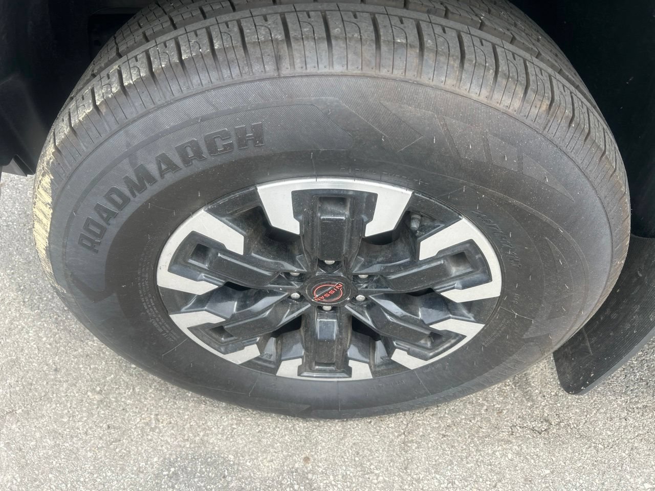 Used 2022 Nissan Frontier PRO-4X AWD/4WD image 9