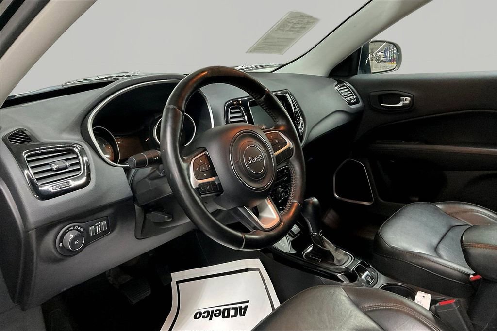 Used 2020 Jeep Compass Limited image 19