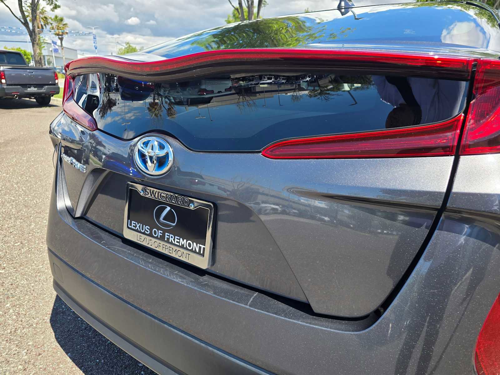 Used 2017 Toyota Prius Prime Premium image 15