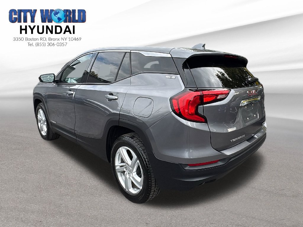 Used 2018 GMC Terrain SLE AWD/4WD image 3
