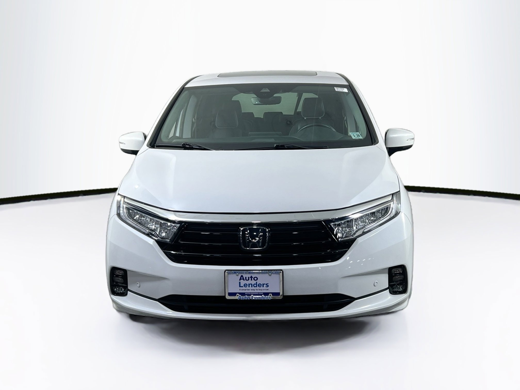 Used 2023 Honda Odyssey Elite image 2