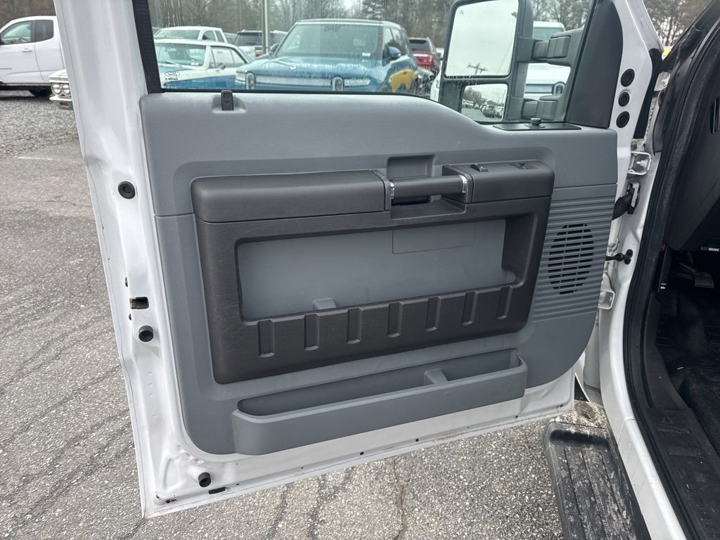 Used 2016 Ford F250 XL w/ Power Equipment Group image 18