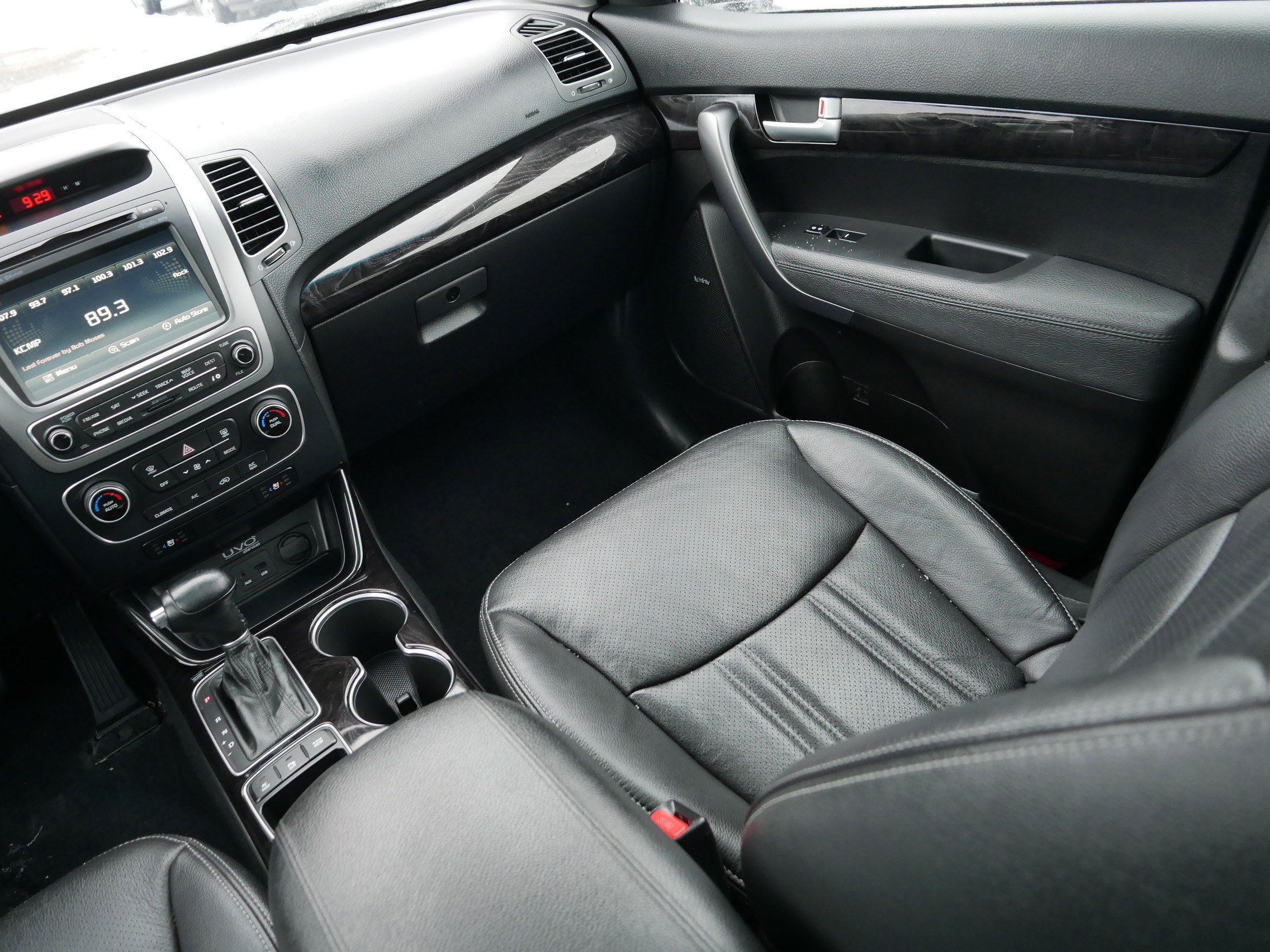 Used 2014 Kia Sorento SX w/ 3rd Row Package image 11