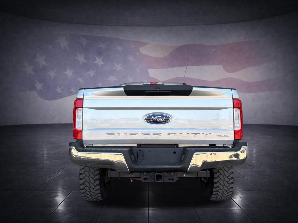 Used 2017 Ford F250 XL w/ STX Appearance Package AWD/4WD image 4