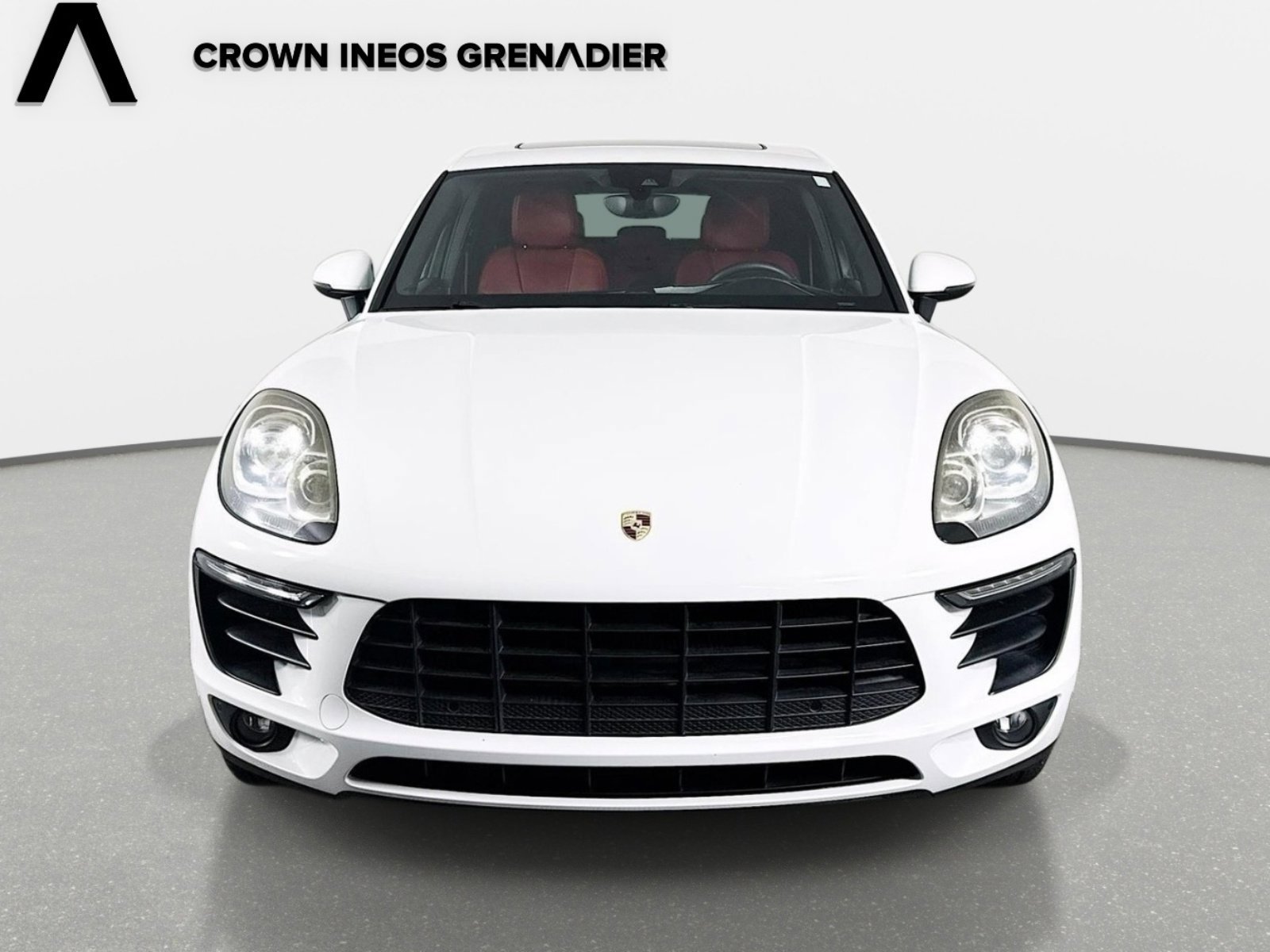 Used 2018 Porsche Macan AWD/4WD image 2