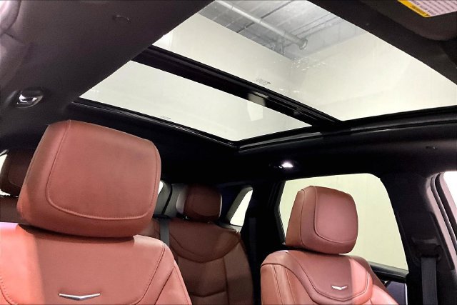 Used 2020 Cadillac XT5 Premium Luxury AWD/4WD image 36