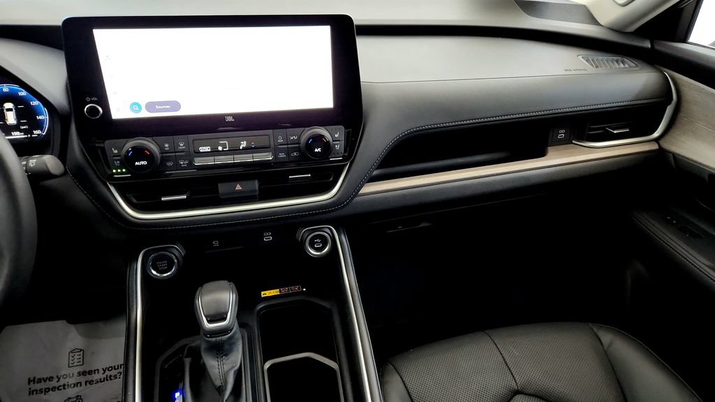 Certified 2025 Toyota Grand Highlander FWD image 38