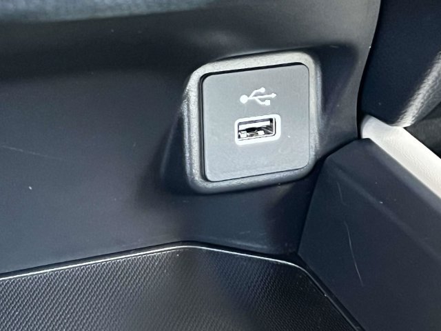 Used 2024 Honda HR-V LX image 30