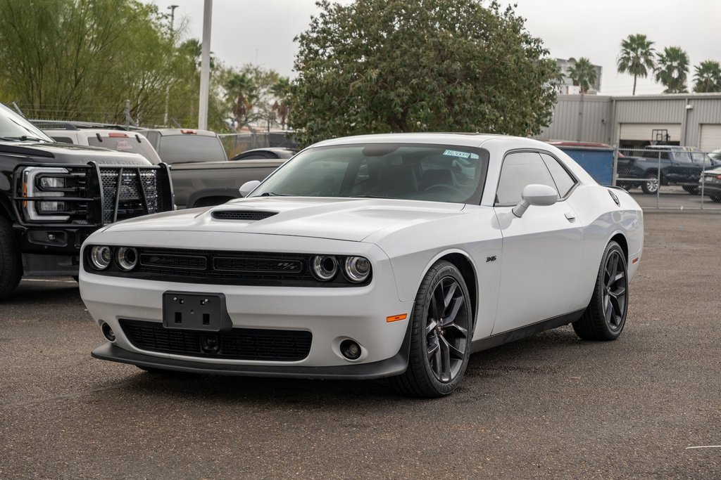 Used 2023 Dodge Challenger R/T w/ Plus Package image 3